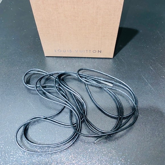 Louis Vuitton Men's Blend Ankle Boot - Picture 3 of 8